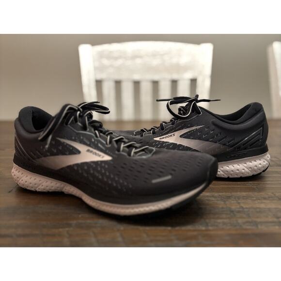 Brooks Ghost 13 Womens Size 8 Running Shoe Black Pearl Hushed Violet Medium - Picture 1 of 8